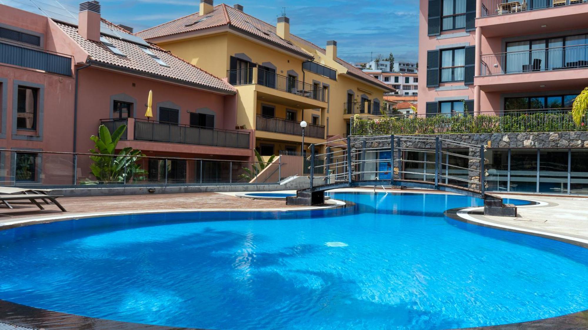 Deluxe Living By Lovelystay Apartment