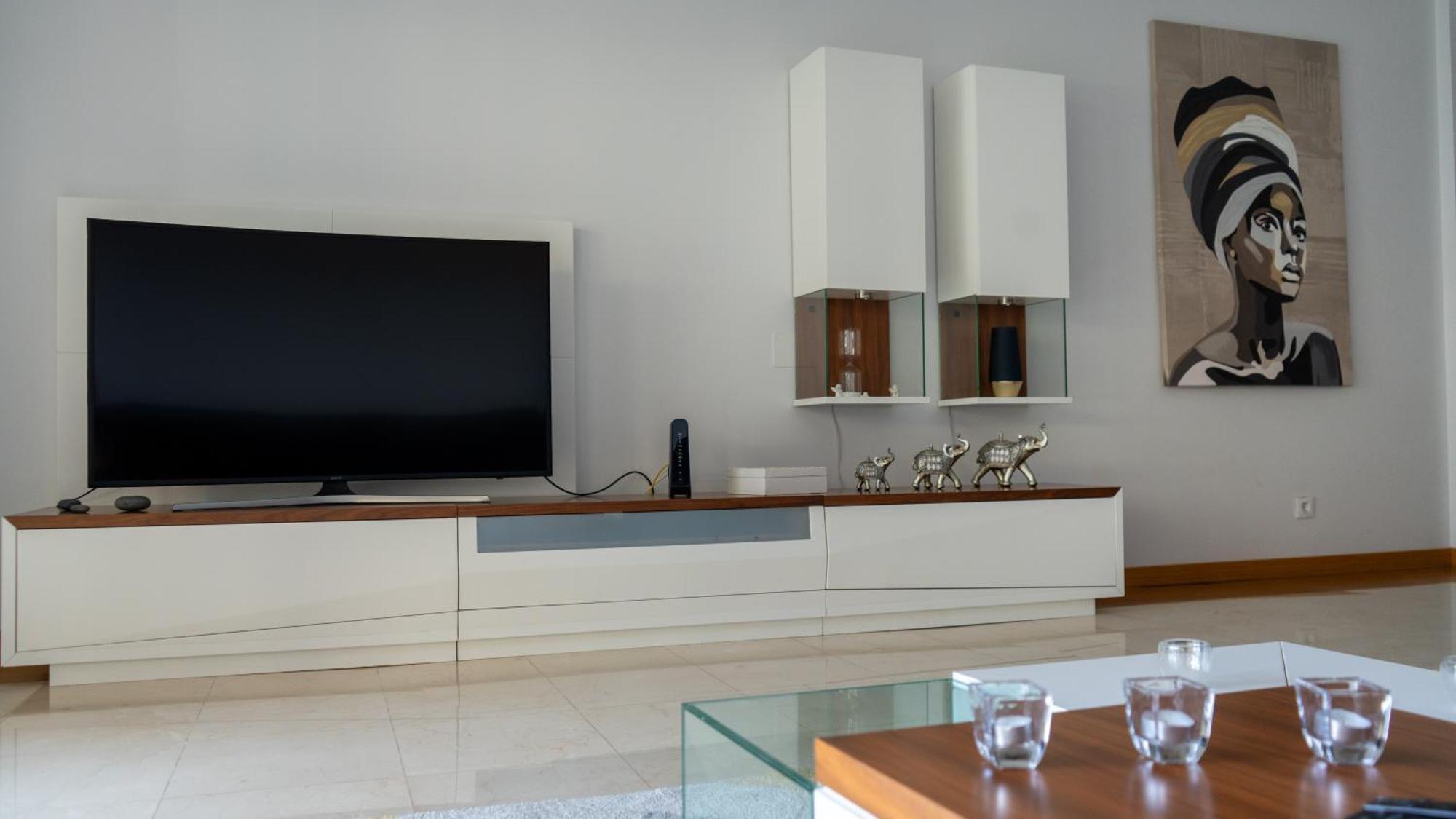 Deluxe Living By Lovelystay Apartment *