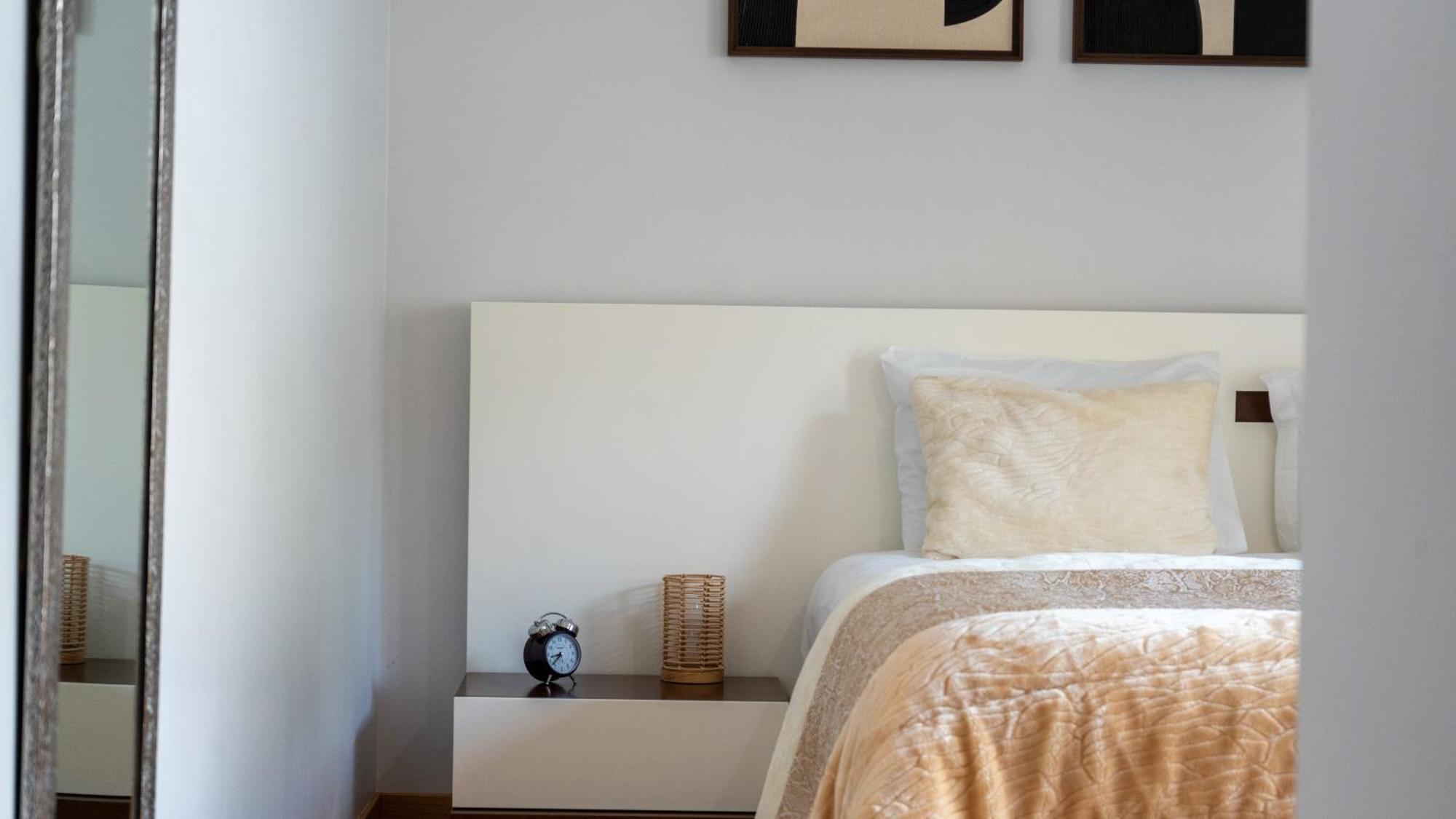 Deluxe Living By Lovelystay *